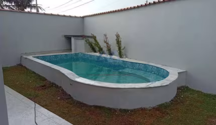 Casa Fino Acabamento Quintal e Piscina Privativa Itanhaém