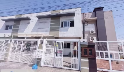 Casa para Venda em Tramandaí, Centro, 2 dormitórios, 2 suítes, 2 banheiros, 1 vaga