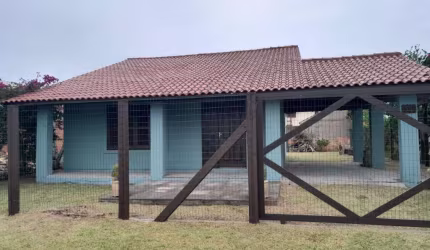 Casa para Venda em Imbé, Centro, 3 dormitórios, 1 suíte, 2 banheiros, 1 vaga