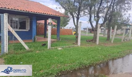 Casa para Venda em Tramandaí, JARDIM BEIRA MAR, 2 dormitórios, 1 banheiro, 1 vaga