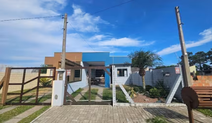Casa para Venda em Tramandaí, Nova tramanda, 2 dormitórios, 1 suíte, 2 banheiros, 1 vaga