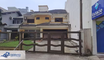 Casa / Sobrado para Venda em Tramandaí, Centro, 4 dormitórios, 2 suítes, 4 banheiros, 3 vagas