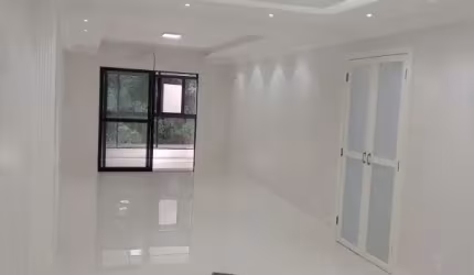 Aptº 100m². NOVO. na Várzea. 2Qtºs (1Ste). Dep.empregada. 2 Vagas