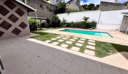 Casa com 5 dormitórios à venda, 540 m² por R$ 2.100.000,00 - Jardim das Flores - Atibaia/SP