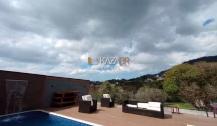 Magnífica casa em bairro nobre 4 suítes, piscina, churrasqueira por R$2.900.000,00