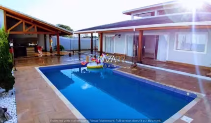 Casa Porto Atibaia - 3 suítes sendo 1 com closet - Vaga para 10 carros - Piscina, churrasqueira - R$2.950.000,00