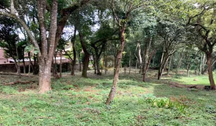 Terreno 650m² em condomínio fechado - J8