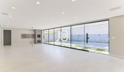 Casa em Santa Felicidade com 5 dormitórios  - J8