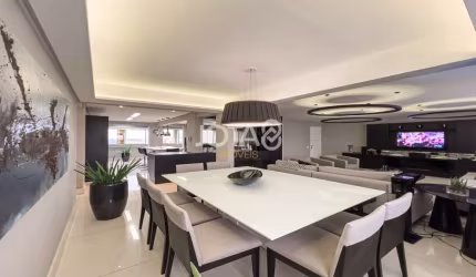 Apartamento 3 quartos Decorado Alto da XV - J8