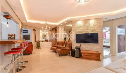 Apartamento com 2 quartos no Água Verde - J8