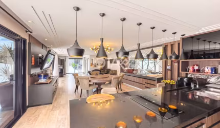 CASA ESPETACULAR COM 2.892M² DE TERRENO!