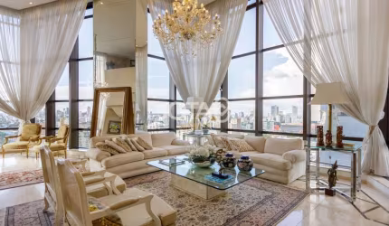 Duplex com 4 suítes e 5 vagas no Batel - J8