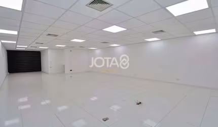 Espaço Comercial Com 3 Pavimentos no Centro - J8