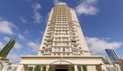 Apartamento luxuoso e exclusivo no Ecoville - J8