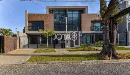 Sobrado novo com 3 quartos no Água Verde - J8