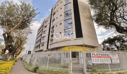 Prédio inteiro em frente a Puc - J8
