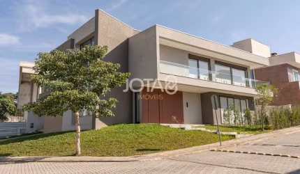 Linda casa com 4 suítes no Santo Inácio! Jota8