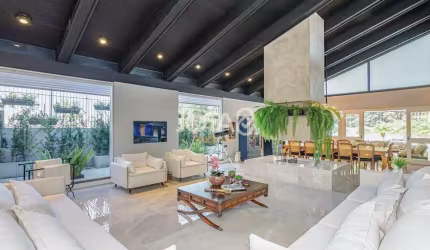 Casa no bairro Vista Alegre - J8 Imóveis