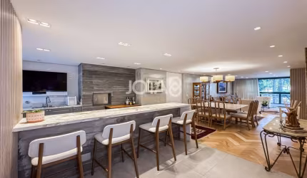 apartamento de 3 quartos nas Mercês - J8
