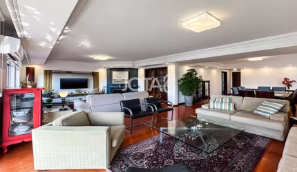 Amplo apartamento com 4 suítes no Alto da Glória
