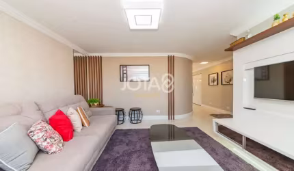 Casa 4 dormitórios no Portão - J8