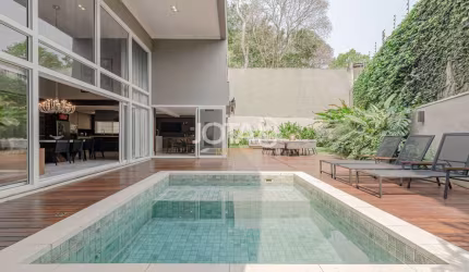 Casa em condominio 4 suites no Campo Comprido J8