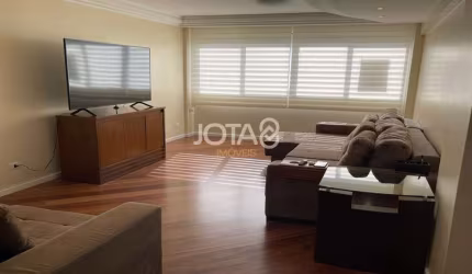 Apartamento face norte próximo a Praça Espanha J8