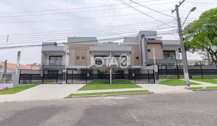 Oportunidade sobrado na Água Verde com 3 suítes