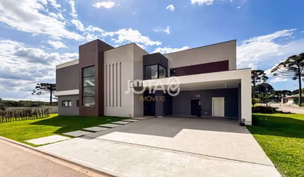 Casa em Condomínio - 5 Suítes - Campo Comprido