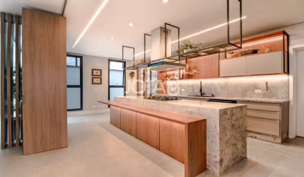 Casa em condomínio com 3 quartos próximo ao Tingui