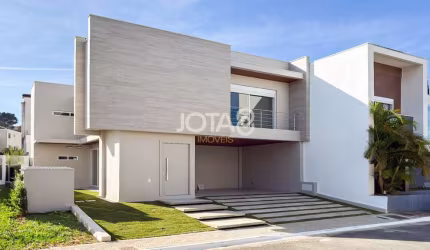 Excepconal casa em condominio com 3 suítes