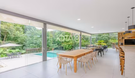 Casa em condomínio ao lado do Parque Tingui - J8