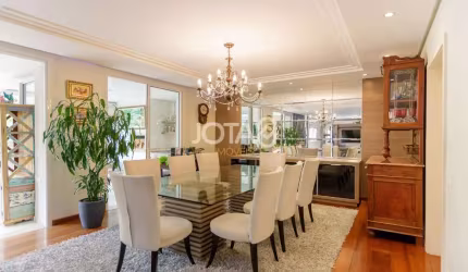 Luxuoso apartamento - J8