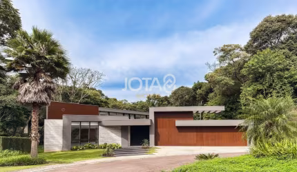 Casa nova  em condomínio, Campo Comprido - J8