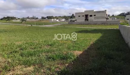 Terreno com 486m2 privativos - condominio ambienta