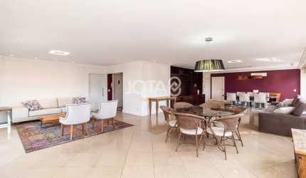 Apartamento lindo, grande e iluminado - J8