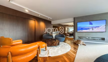 Apartamento todo Reformado no Bigorrilho! - J8