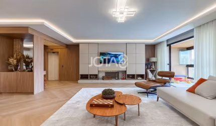 Apartamento 3 suítes no Água Verde  - J8