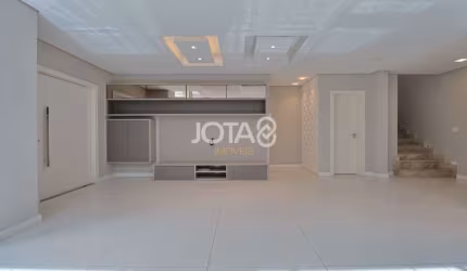 Casa em condomínio com 3 suítes Santa Felicidade