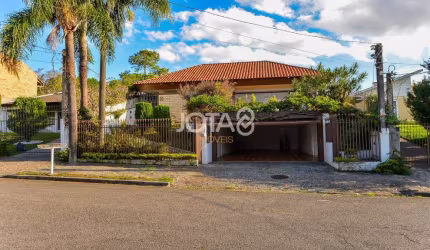 Casa térrea 4 quartos rua calma no Botânico - J8