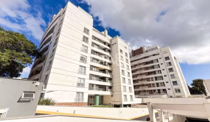 Apartamento no Batel  em condominio clube! - J8
