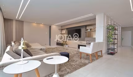 Incrível apartamento 3 quartos no Cabral - J8