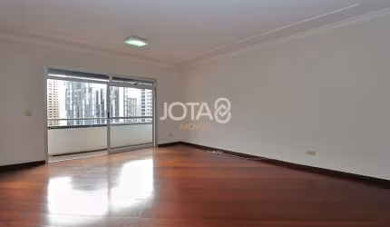 Apartamento Com 3 Dormitórios No Água Verde - J8