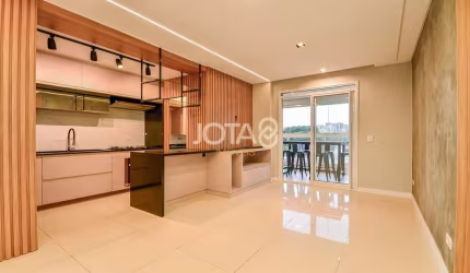 Apartamento de 3 quartos no Cabral - J8