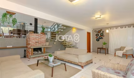 Casa com 3 quartos no São Lourenço - J8