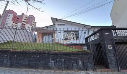 Casa comercial - J8