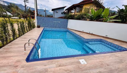 Casa de Condomínio com 3 quartos, Ubatuba Country, Ubatuba - R$ 1.3 mi, Cod: 4366