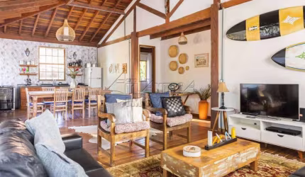 Casa com 3 quartos, Itamambuca, Ubatuba - R$ 2.3 mi, Cod: 4420