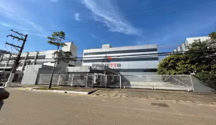 Prédio comercial para locação na Barra Funda.