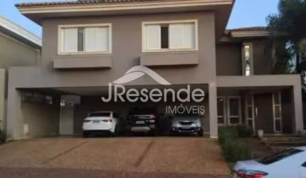 Casa em Condomínio Av. João Fiusa
